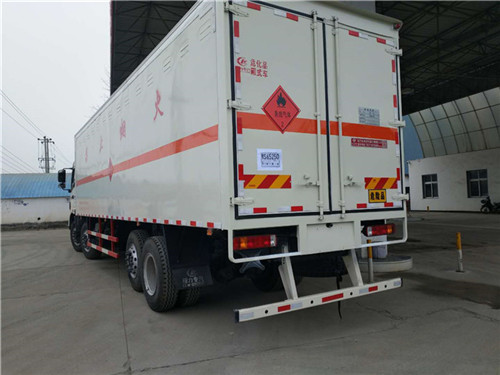 9.5�׸���15��Σ�U(xi��n)�U���ʽ�\(y��n)ݔ܇