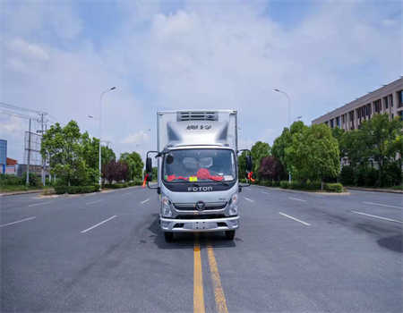 ����W��{�����܇