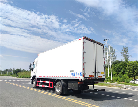 �|�L(f��ng)6.8�����L(zh��ng)ʮ�����܇